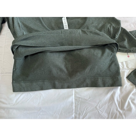 New Lululemon Ebb to Street Sz 12 Long Sleeve Shirt Smoked Spruce Green W/ Bra - Picture 6 of 9